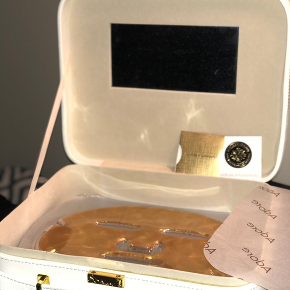 ADORE COSMETICS - GOLDEN TOUCH 24K Facial Mask - Picture 4 of 7